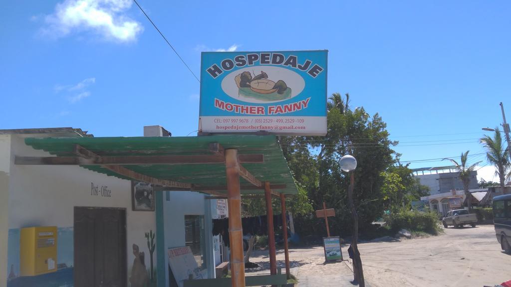 פורטו וילאמיל Hospedaje Mother Fanny מראה חיצוני תמונה